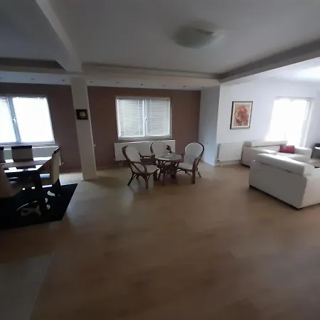 Omeros Apartman Gyevgyelija